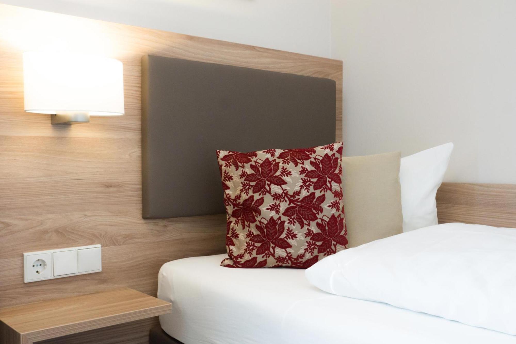 Hotel Loehr บาเดน-บาเดน ห้อง รูปภาพ