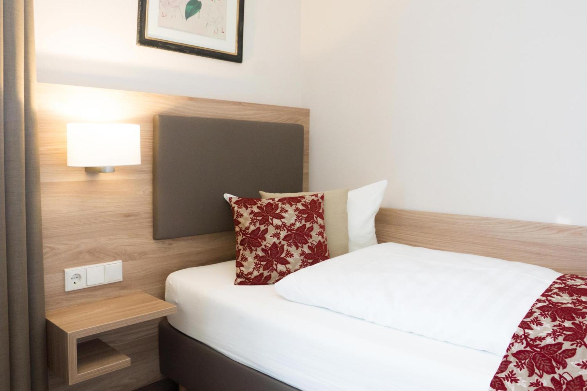 Hotel Loehr บาเดน-บาเดน ห้อง รูปภาพ